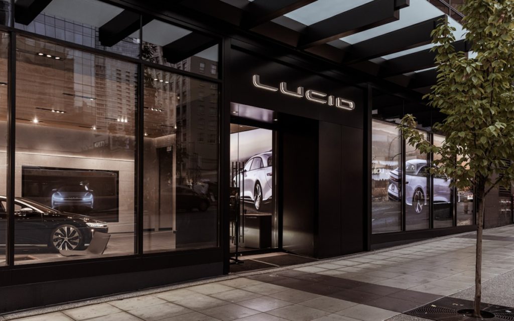 Lucid Showrooms mit Premium-Ambiente (Foto: Lucid)