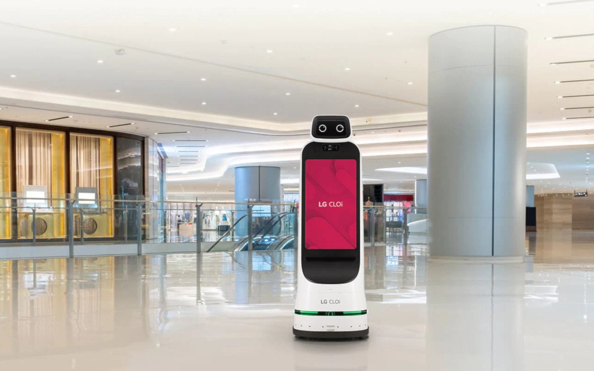 LG Cloi Roboter mit Digital Signage (Foto: LG)