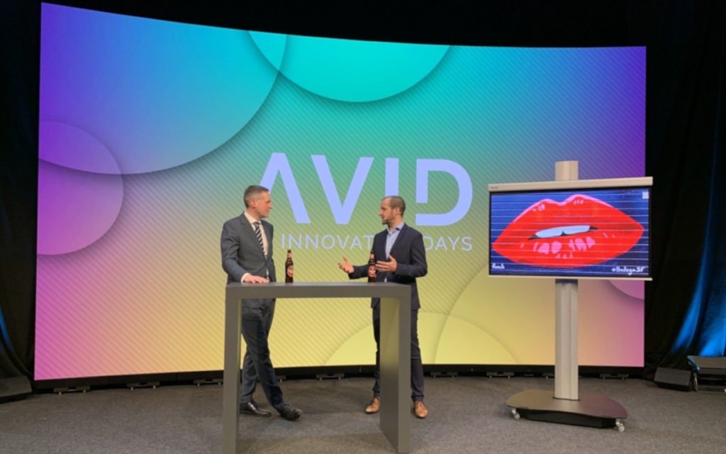 Tobias Lang und Florian Rotberg auf der AVID 2022 (Foto: invidis)