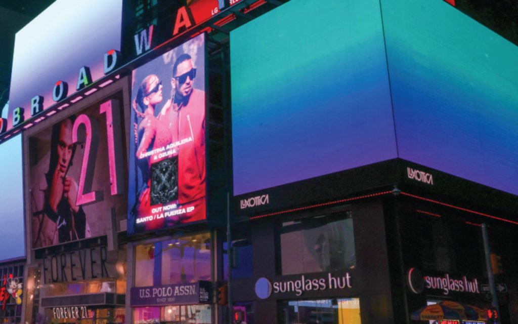 Continuum von Krista Kim auf dem Times Square (Foto: Times Square Arts/Krista Kim)