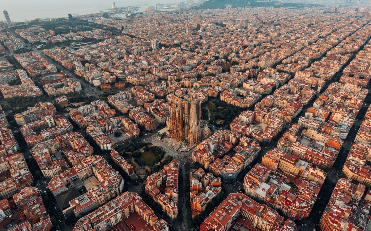 Barcelona (Foto: Logan Armstrong/Unsplash)