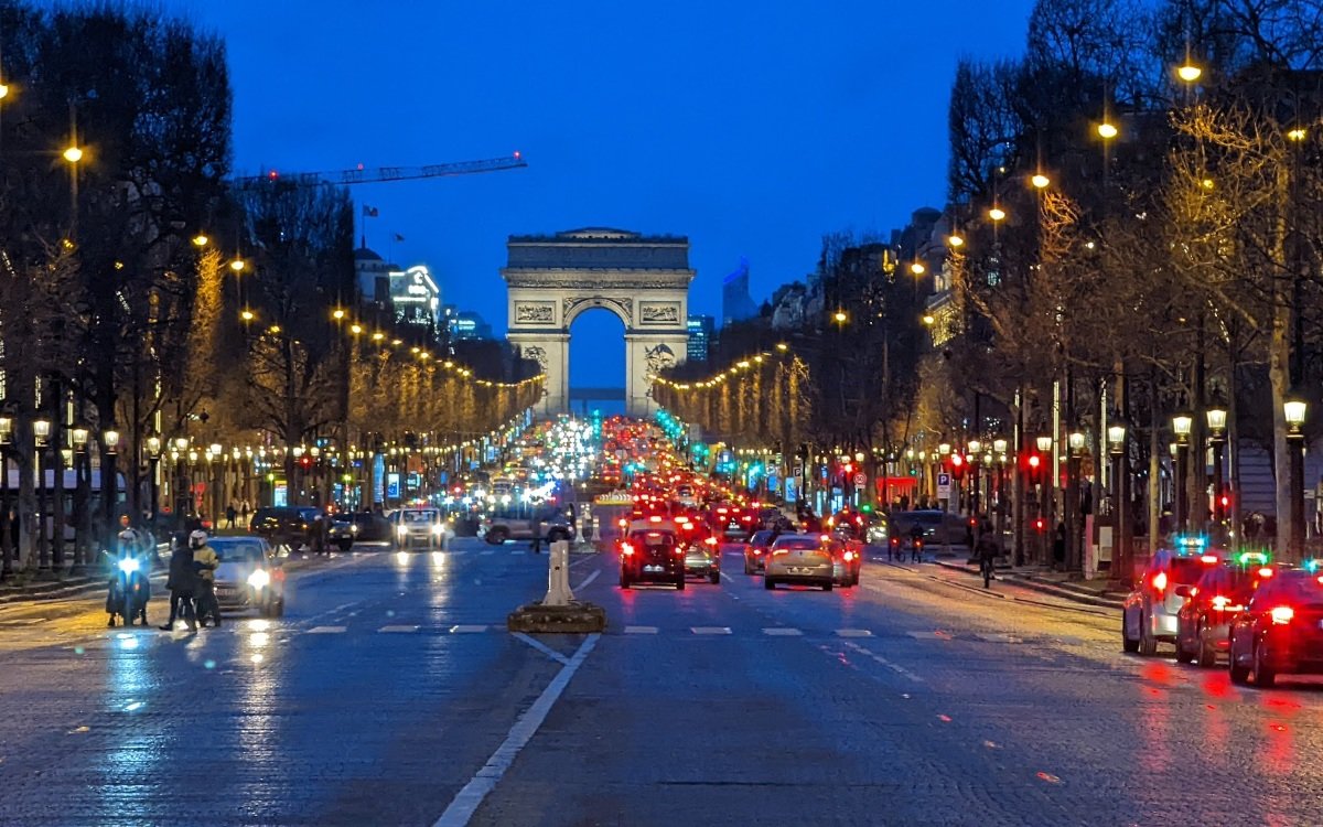Champs Elysees in Paris (Foto: invidis)