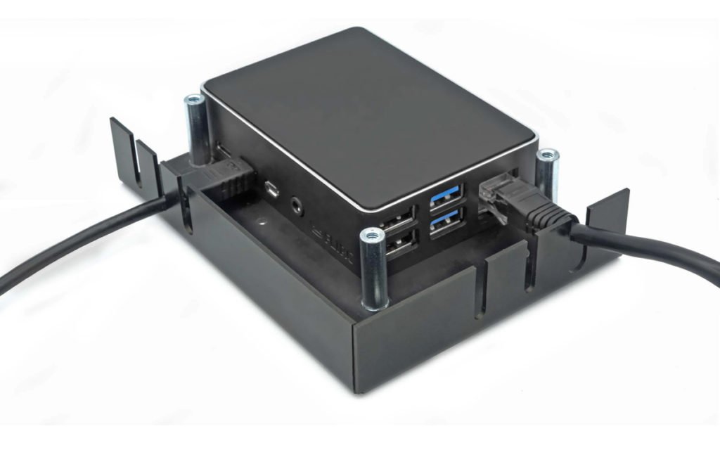 Der Future Raspi verfügt über eine integrierte Fixierung der HDMI-Kabel. (Foto: Concept International)