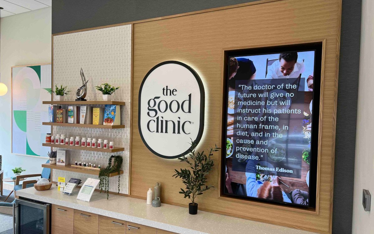 The Good Clinic will mit Digital Signage auch Patienten inspirieren, ihre Gesundheit selbst in die Hand zu nehmen. (Foto: Carousel Digital Signage)