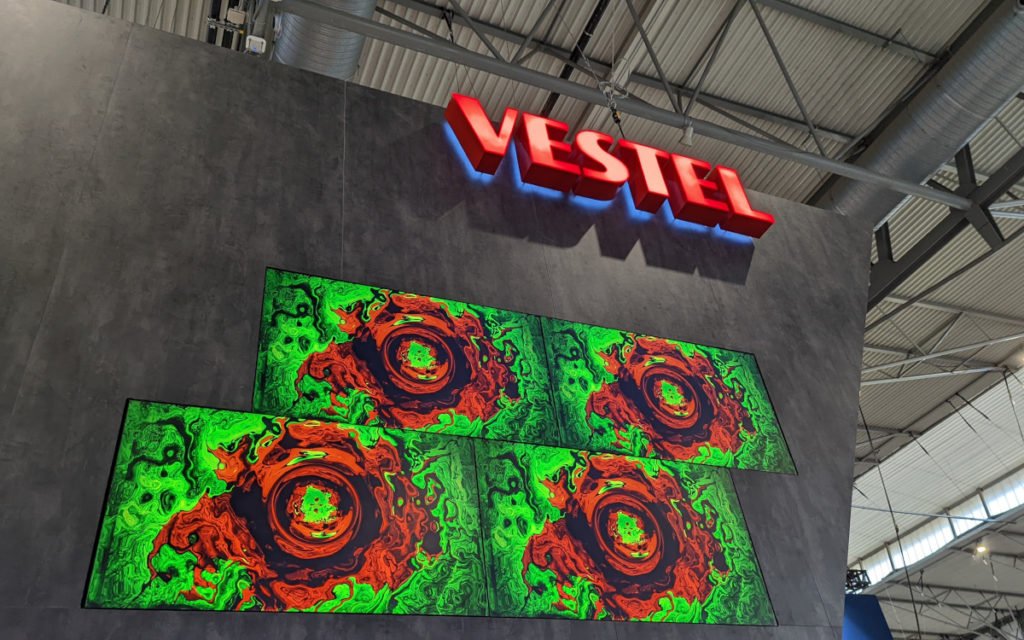 Vestel-Stand auf der ISE 2022 (Foto: invidis)