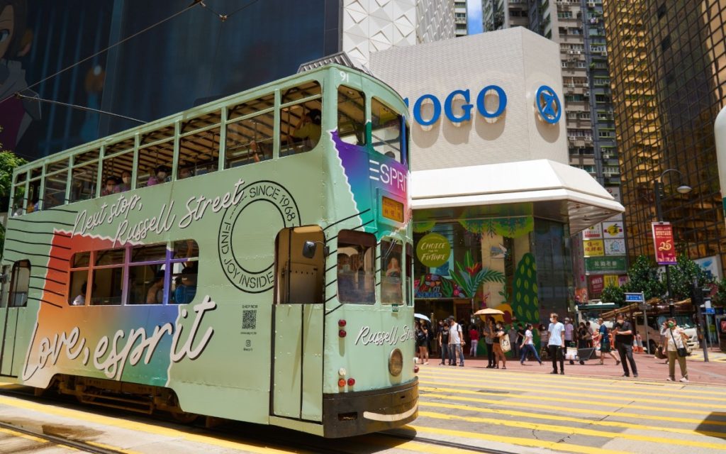 Esprit-Kampagne in Hongkong (Foto: JCDecaux)