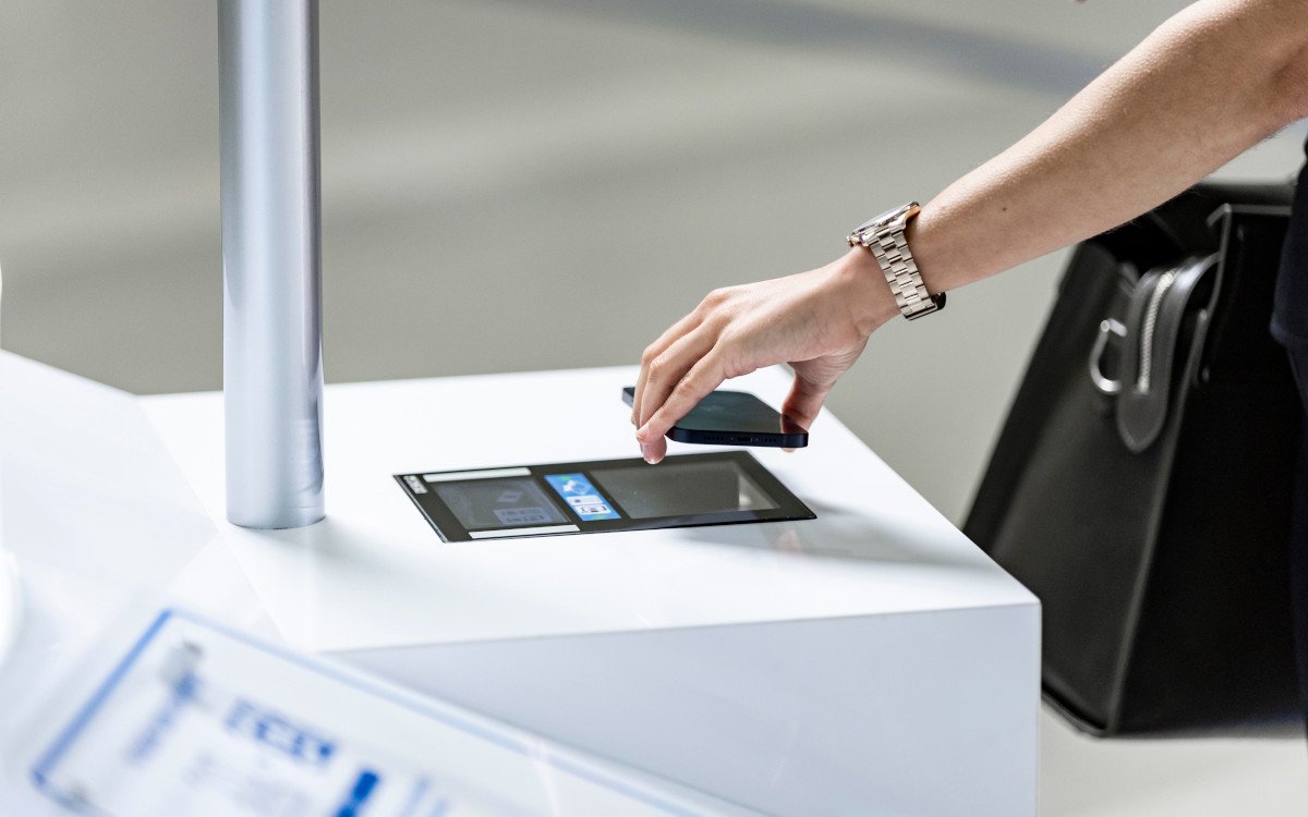 "Check-in" zum Parallel Reality Screen (Foto: Delta Air Lines)