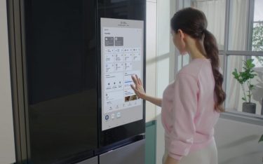 Samsung-Kühlschrank mit 32" Display (Foto: Samsung)