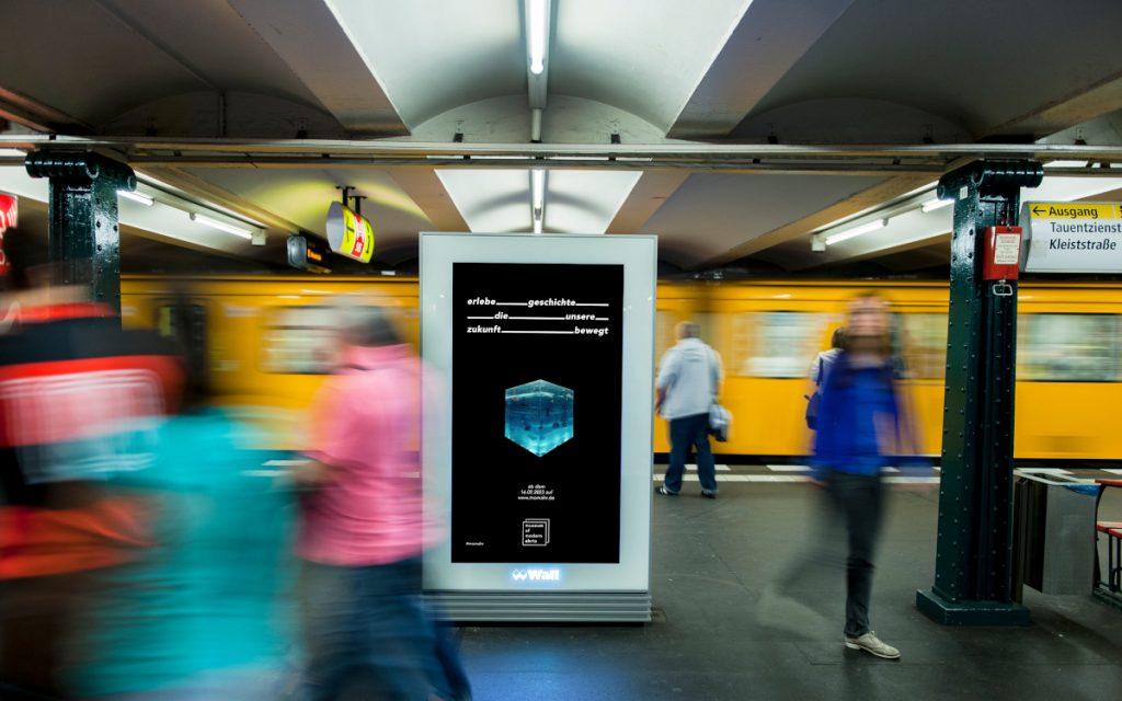 Ahrtal-Flut-Kampagne auf DooH-Screens (Foto: WallDecaux)