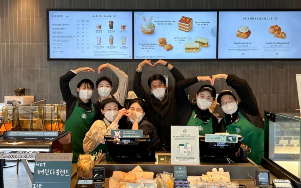 Starbucks Drive-Thru in Gwangyang / South Korea (Photo: Starbucks)