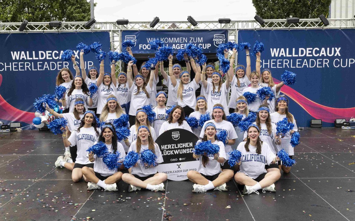 Das Gewinnerteam des Agenturen-Cheerleadings: die OMG Westside Cheers (Foto: WallDecaux)