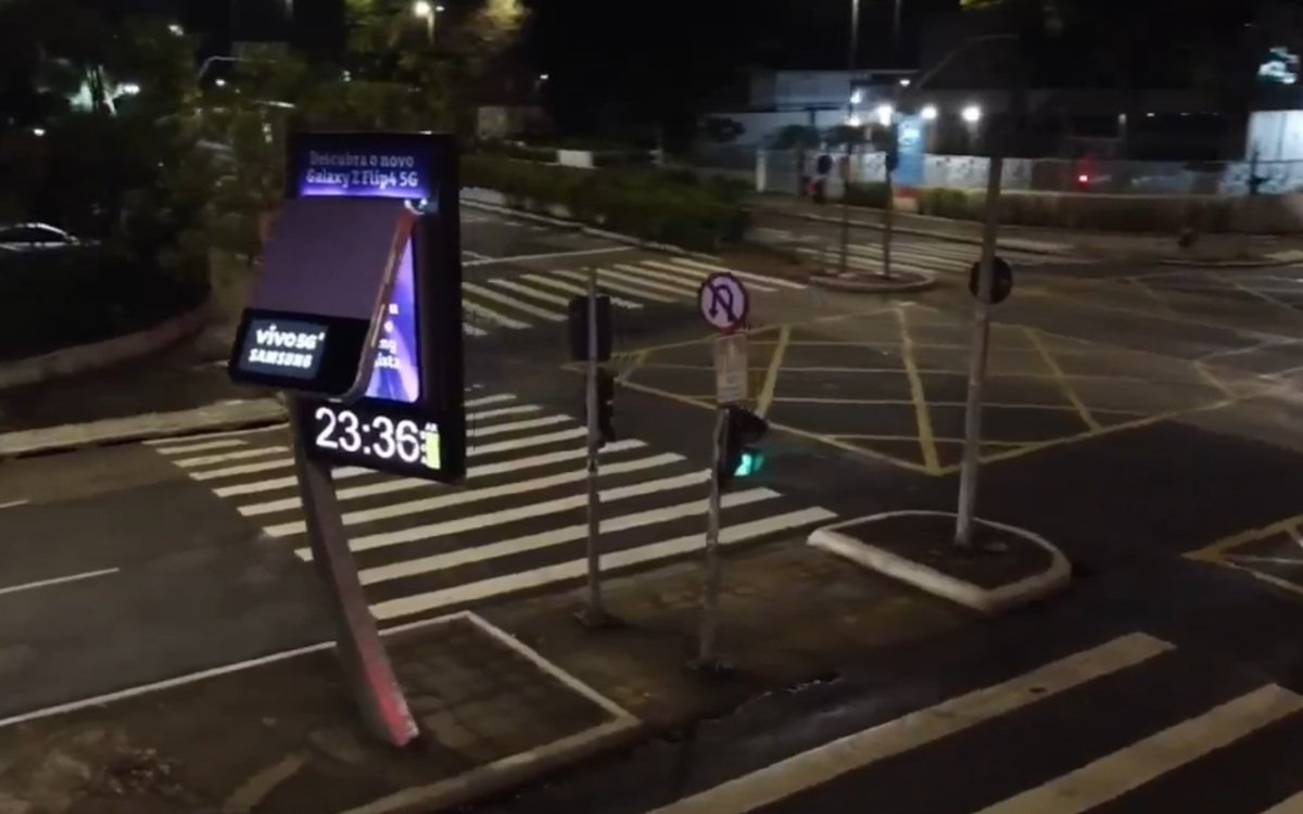 So klappt DooH - Klappscreen von Samsung und JcDecaux (Foto: Screenshot)