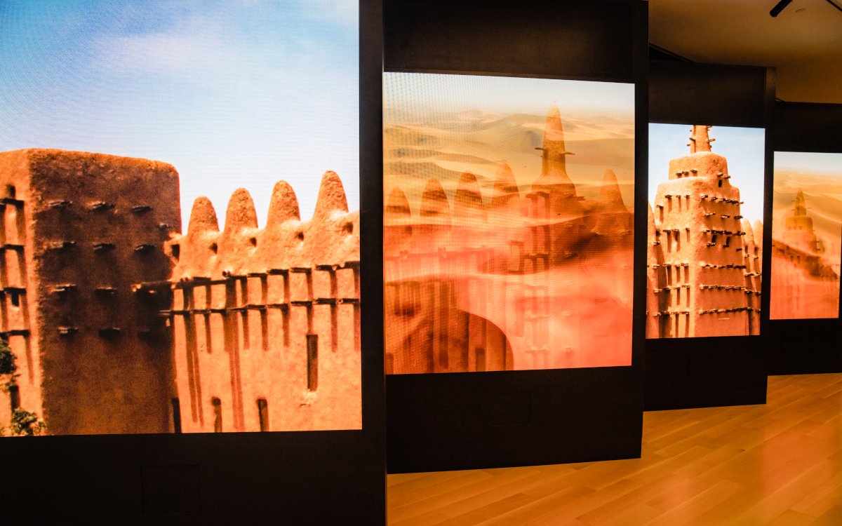 Das lang geplante International African American Museum will die Geschichte der afroamerikanischen Diaspora unter Einsatz audiovisueller Technik nacherzählen. (Foto: Greg Noire/ Sony)