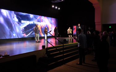 Die neue PPDS-LED-Wand in der Desert Reign Church in Downey, Kalifornien (Foto: PPDS)
