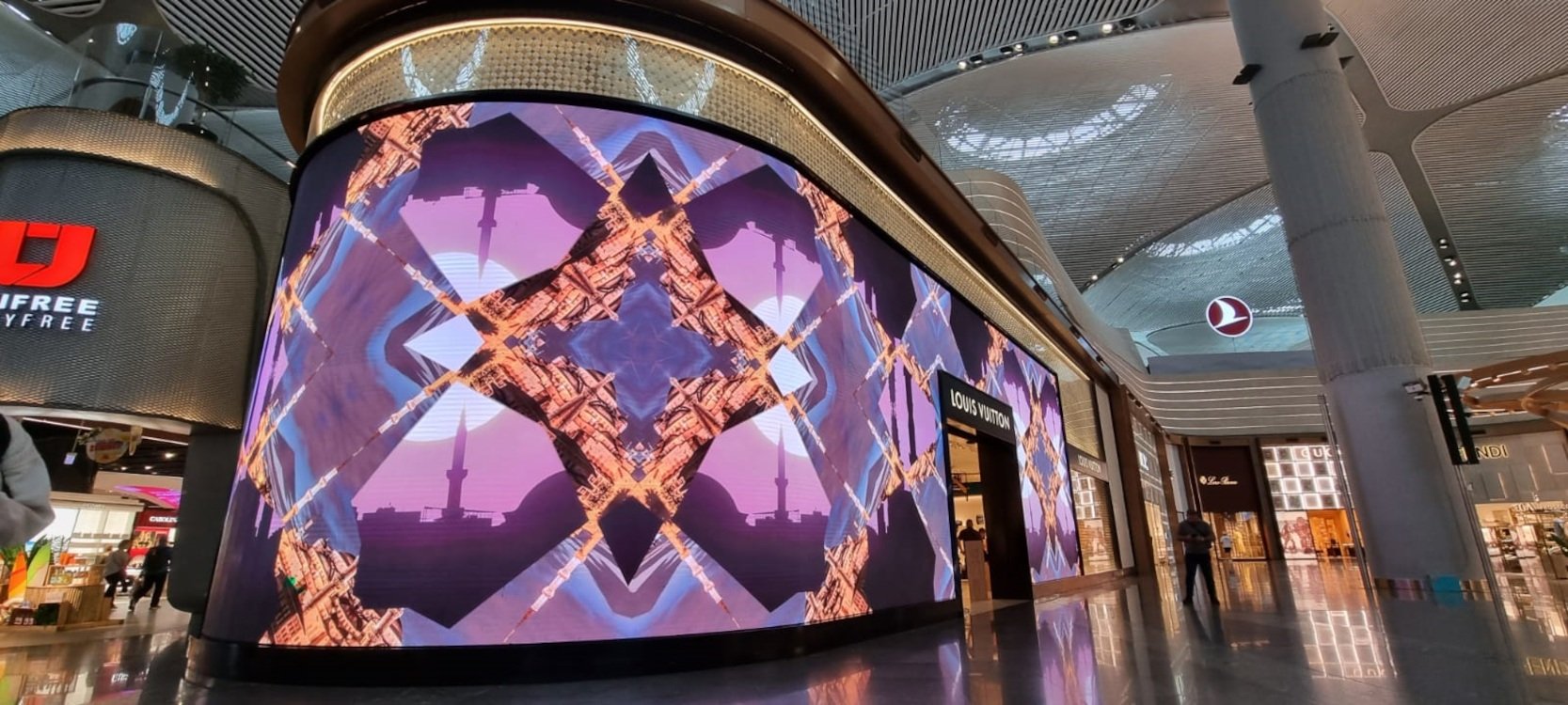 Louis Vuitton am Flughafen Istanbul (Foto: Bohli für invidis)