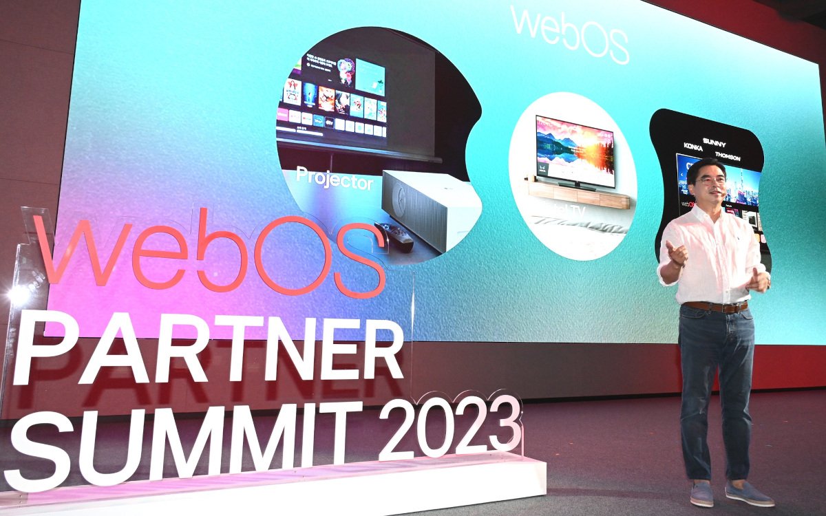 Park Hyoung-sei, Präsident von LG Home Entertainment, präsentierte die neue WebOS-Strategie auf dem WebOS Partner Summit 2023 in Seoul. (Foto: LG)