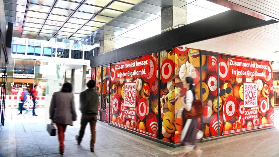 Gigakombi-Plakat in Hamburg (Foto: Vodafone)