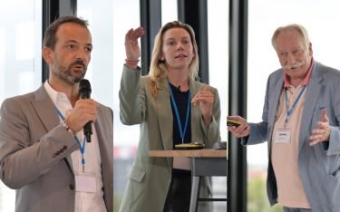 Sprachen auf der IDOOH-Konferenz über Nachhaltigkeit (von links): Holger Thalheimer von OMG, Catharina Enderlein von Ströer, Thomas Koch von TK-One (Fotos: IDOOH)