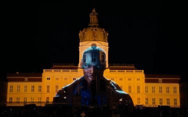 Lupin tauchte auf dem Schloss Charlottenburg während des Festival of Lights in Berlin auf. (Foto: Agentur XY/ Screenshot)