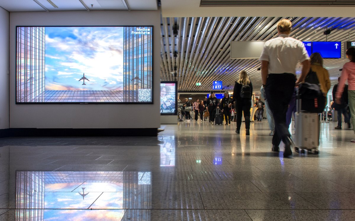 Der Digital Business Space ist die neueste digitale Werbefläche am Frankfurter Flughafen. (Foto: Media Frankfurt)
