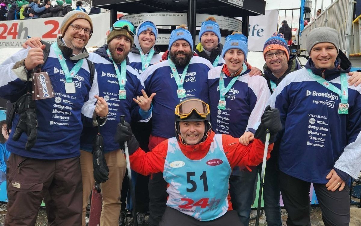 Broadsign-Team des 24h Benefiz-rennen in Kanada (Foto: Broadsign)