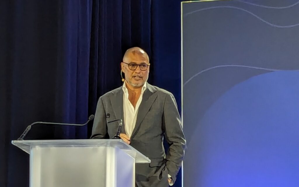 McKinesy Partner Quentin George at the Retail Media Network Conference (Photo: invidis)