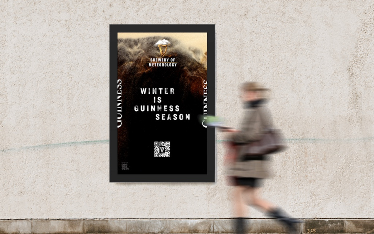 Guinness überzeugte mit seiner Wetter-basierten Kampagne in Australien die Juroren von JC Decaux's Programmatic Campaigns of the Year Awards. (Foto: via Campaign Brief)