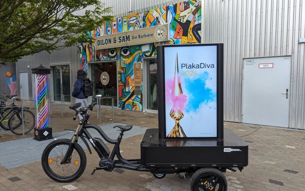 Auch Mobile DooH zeigte den Weg zur Plakadiva 2024. (Foto: invidis)