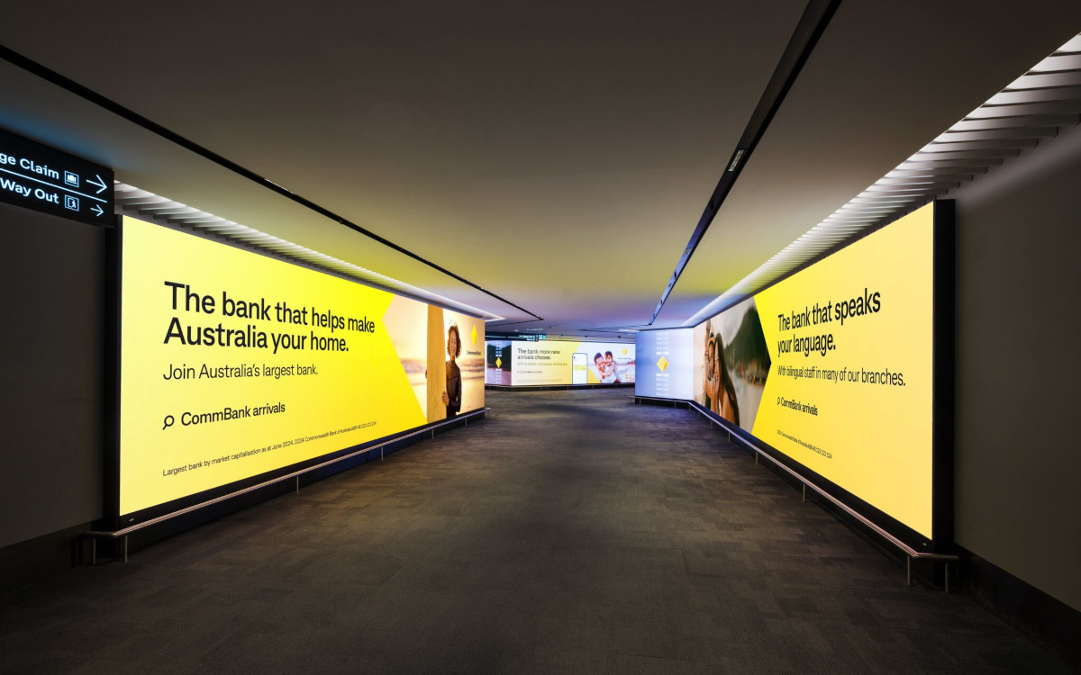 Der LED-Walkway am Tullamarine Airport (Foto: oOh!media)