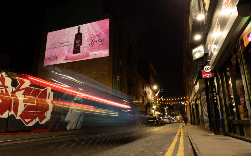 Tequila-Rose-Kampagne in Manchester (Foto: Bountiful Cow/Democracy)