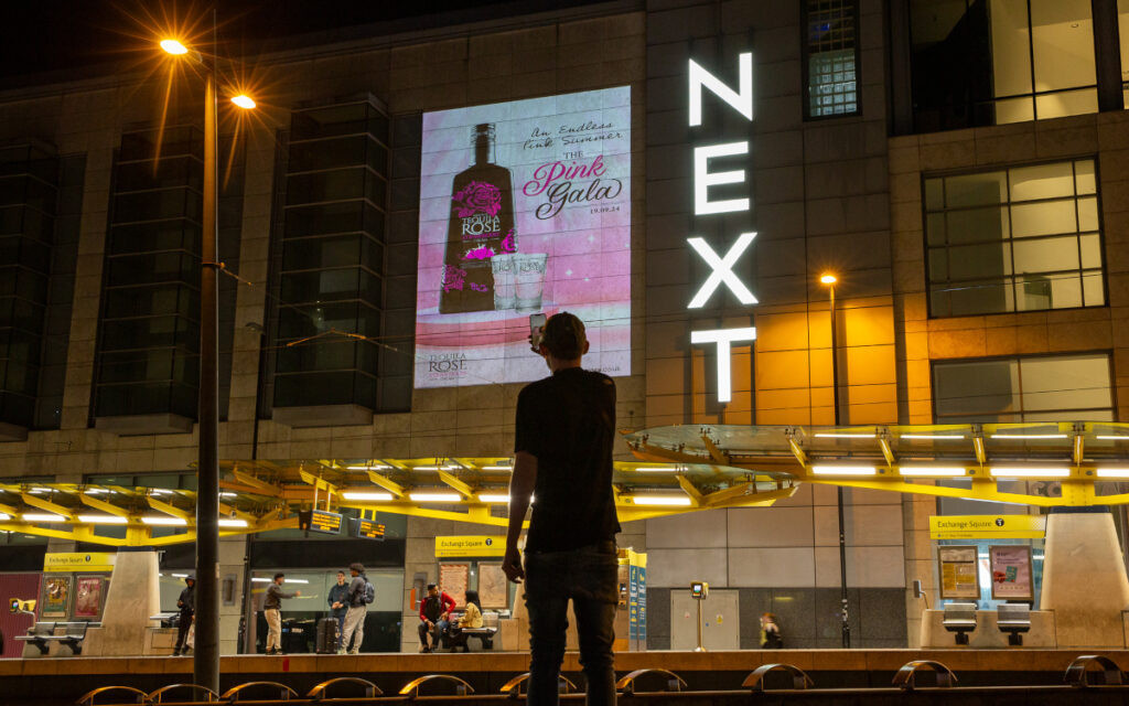 Tequila-Rose-Kampagne in Manchester (Foto: Bountiful Cow/Democracy)