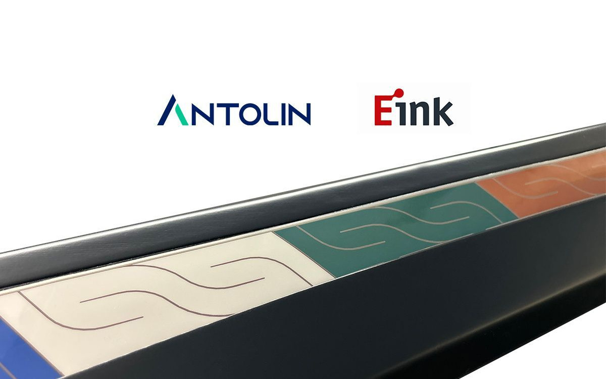 Farbwechseln aber stromsparend: Antolin will Auto-Cockpits perspektivisch mit E-Paper ausstatten. (Foto: E Ink/ Antolin)