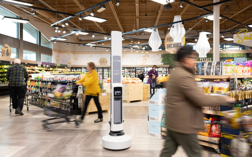 Auch Kaufland und dm setzen auf Warenkontrolle mit Roboter (Foto: Simbe)