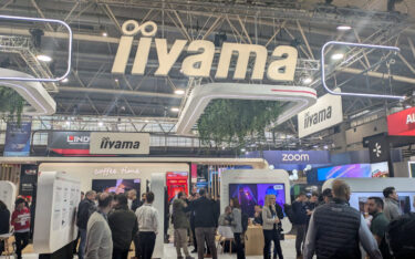 Iiyama kam mit der nächsten Touchdisplay-Generation und gerahmten Signage-Displays auf die ISE. (Foto: invidis)