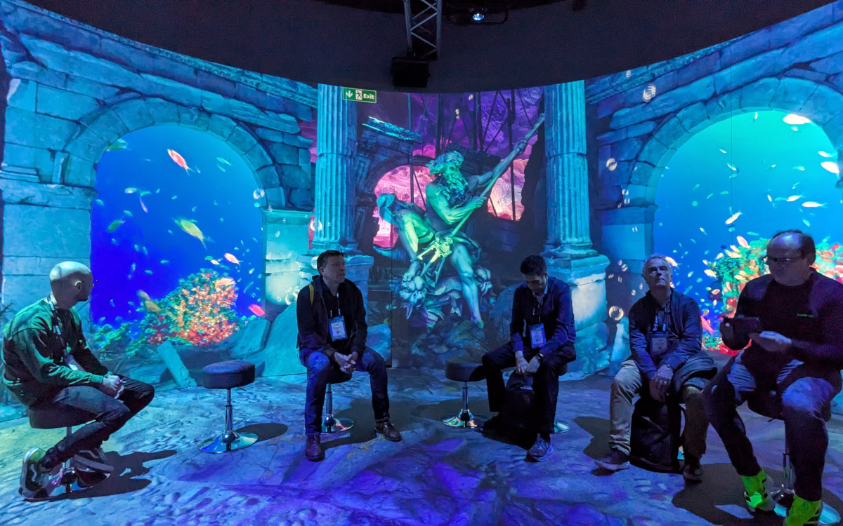 Immersive Show auf dem Barco-Stand in Barcelona (Foto: invidis)