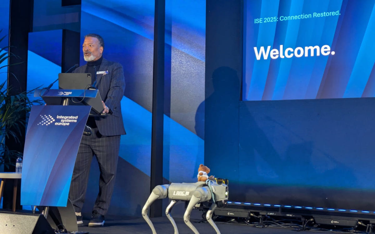 Mike Blackman bei der Abschlusspressekonferenz. (Foto: invidis)