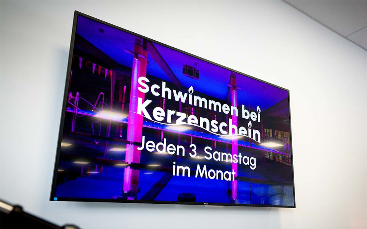 Digital Signage informiert im Aquaplex Eisenach über Aktionen und Möglichkeiten. (Foto: echion AG)