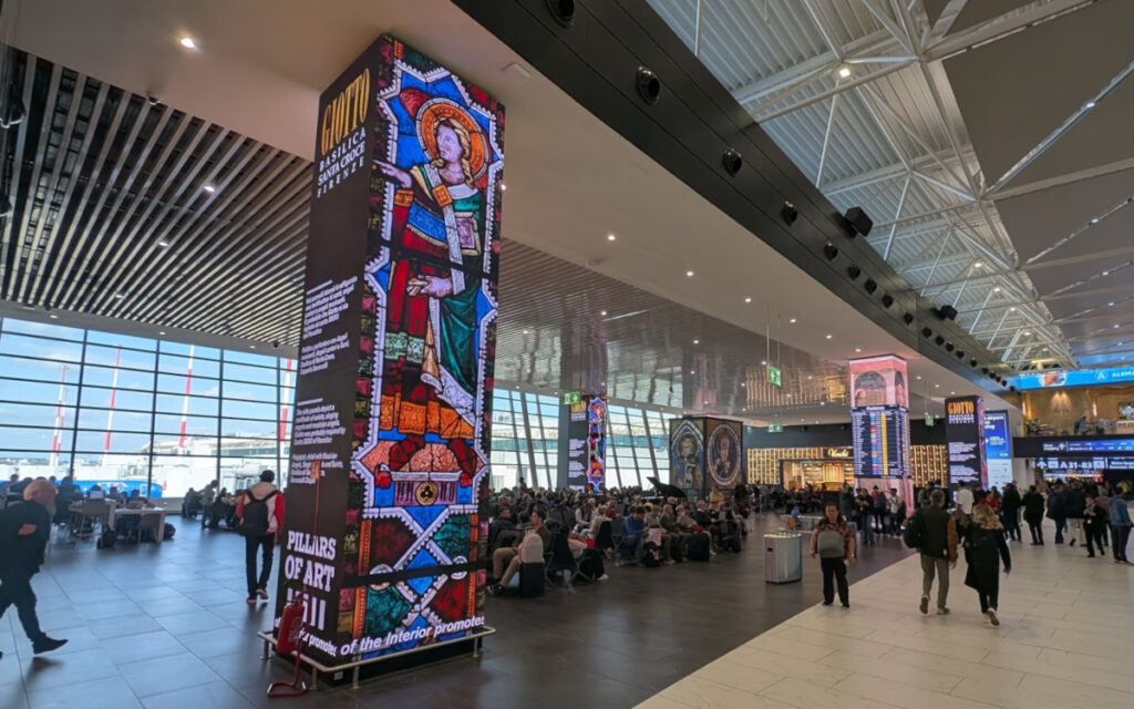 Pillars of Art am Flughafen Rom (Foto: invidis)