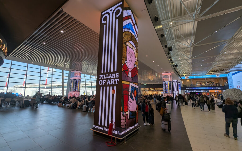 Pillars of Art am Flughafen Rom (Foto: invidis)