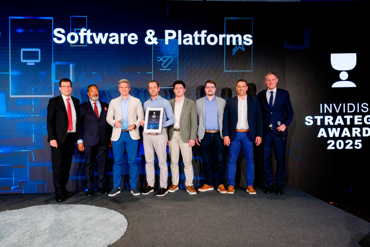 SignageOS gewinnt den Software & Platforms Award. (Foto: invidis)
