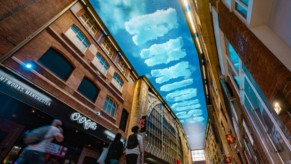 The Feeling Ceiling im Printwork Manchester (Foto: Ocean)