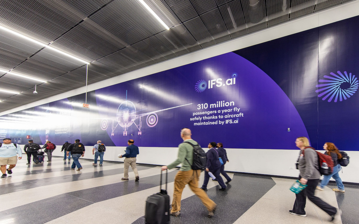 Rekord-Werbung von IFS in Chicago (Foto: IFS)