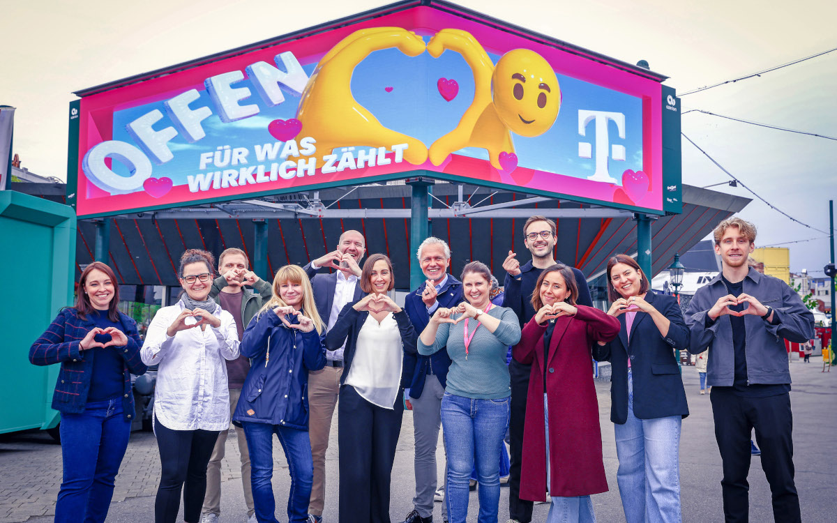 Die neue Telekom-Werbung am Prater-Screen von Goldbach (Foto: Rene Wallentin)