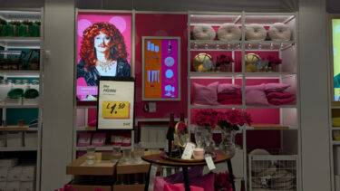 Instore Screens im Ikea in der Oxford Street in London (Foto: invidis)