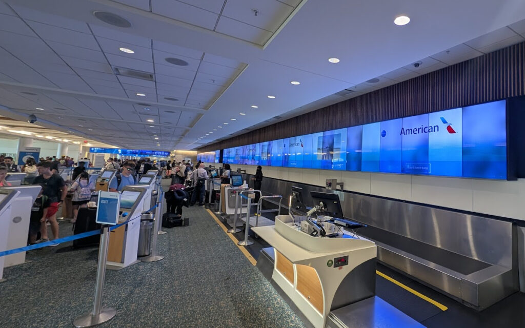 Orlando Airport Check-in Videowall (Foto: invidis)