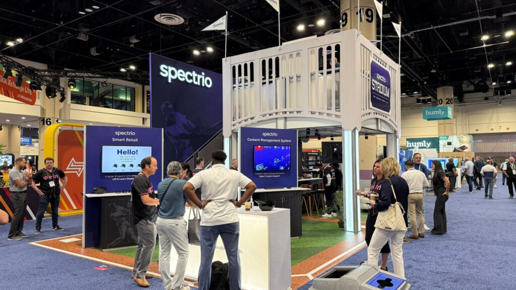 Infocomm-Stand von Spectrio (Foto: invidis)