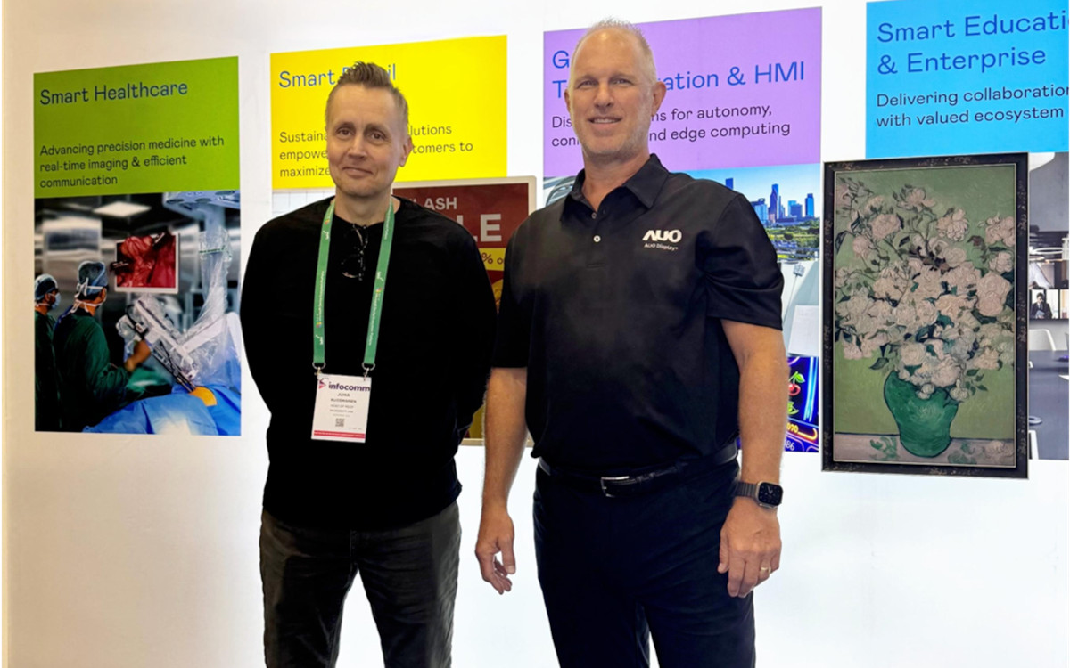 Von links: Juha Kuosmanen, Leiter von MDEP und Scott Hix, CMO und GM der Smart Education and Enterprise Business Group bei AUO Display Plus (Foto: AUO Display Plus)