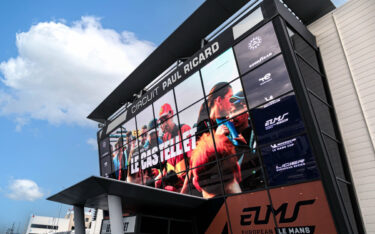 Transparent-LED-Wall auf dem Circuit Paul Richard (Foto: Morgan Mathurin)