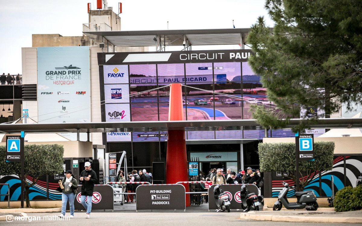 Transparent-LED-Wall auf dem Circuit Paul Richard (Foto: Morgan Mathurin)
