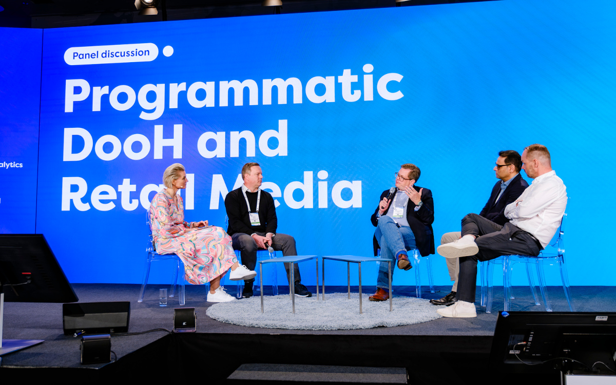 Das Programmatic-Panel (von links): Moderatorin Laila Hede Jensen, Patrick Merkel von Ströer, Christian-Georg Siebke von TV-Wartezimmer, Shekhar Rao von Skycom India und Jorn Olsen von Zetadisplay (Foto: invidis)
